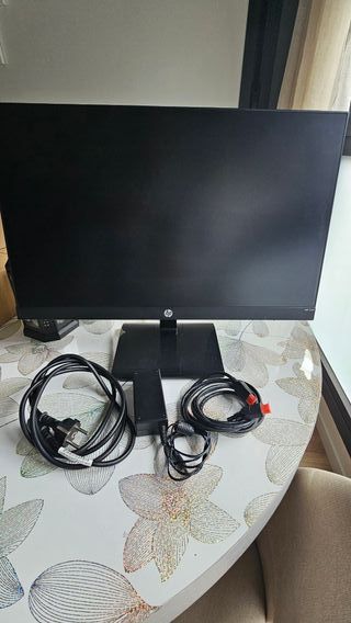 Monitor HP 22m con cable HDMI