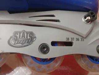 Patines en línea, casco y protecciones