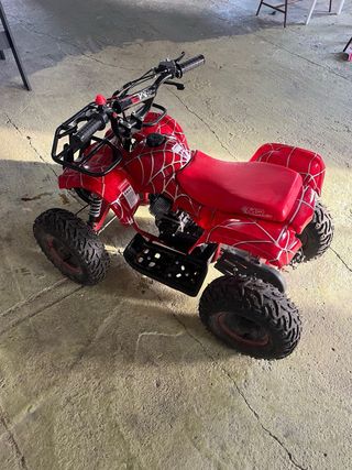 Quad gasolina niño Spiderman