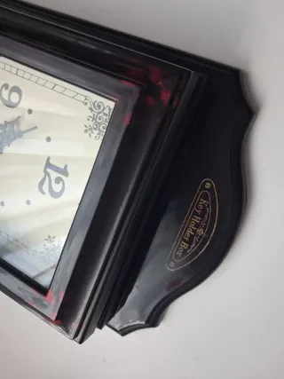 Cuadro Guarda Llaves con Reloj