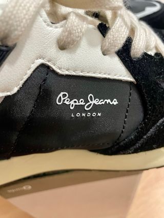 Zapatillas Pepe Jeans Negras y Blancas