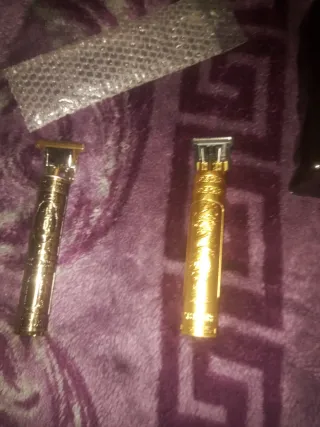 Máquina de corte dorada vintage