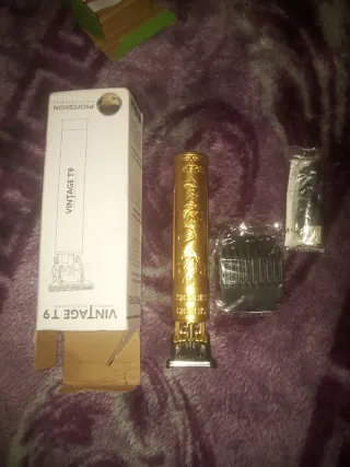 Máquina de corte dorada vintage