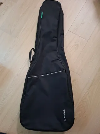 Funda para guitarra negra