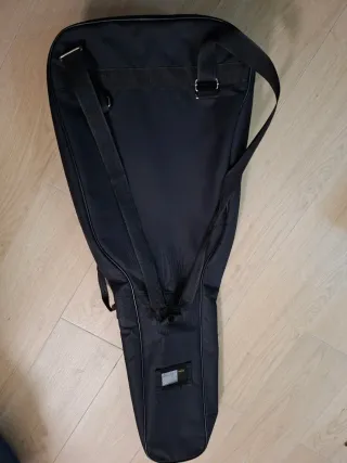 Funda para guitarra negra