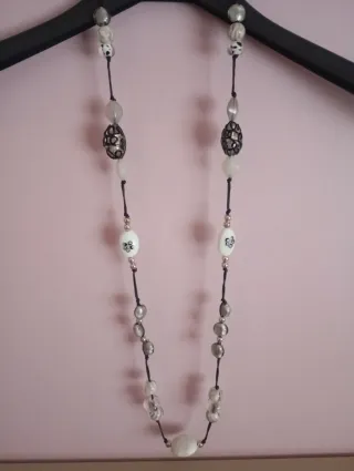 Collar largo de cuentas