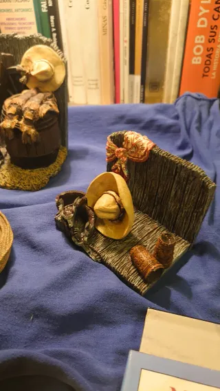 Set Apoya Libros Western con Monedero