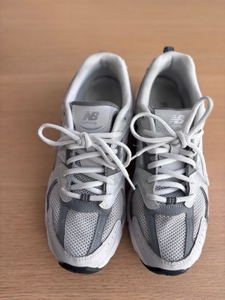 New Balance 530 Gris con caja