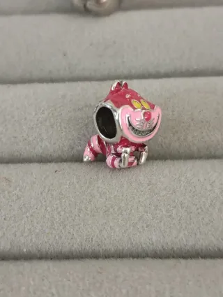Charm Cheshire nuevo plata
