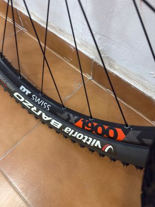 Ruedas DT Swiss X1900 + Cubiertas Nuevas