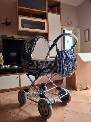 Carrozzina Peg Perego a quadri blu