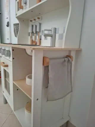 Cocina infantil de madera