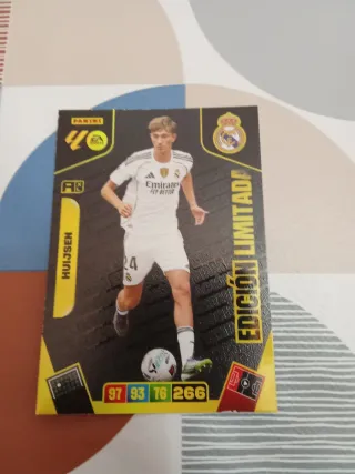 Tarjeta de fútbol El Clásico 2025-2026