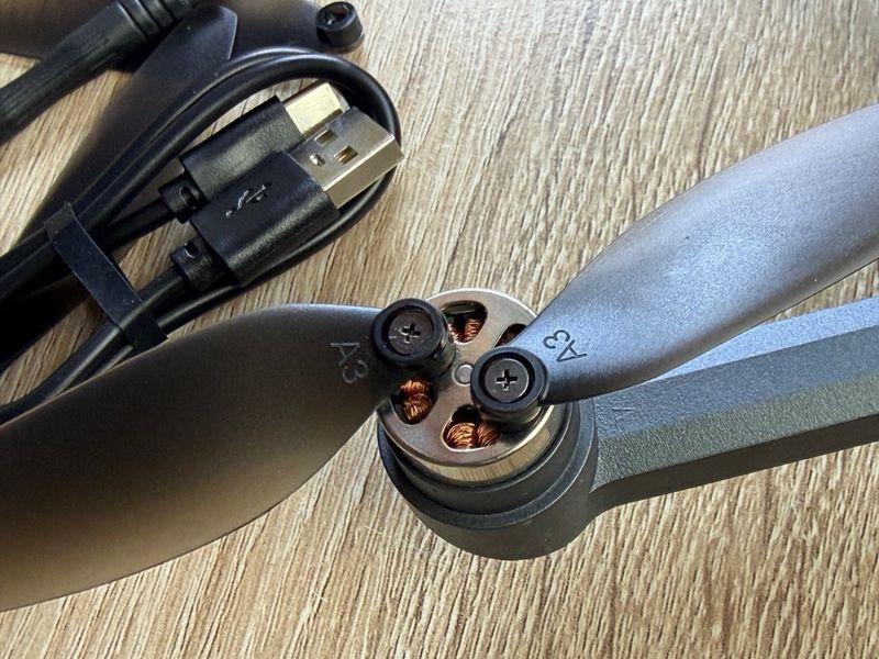 Drone TL16 LCD GPS Tolstoyus afbeelding 3