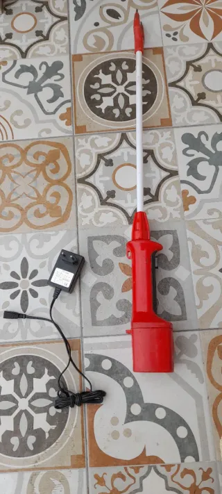 Látigo eléctrico con cargador