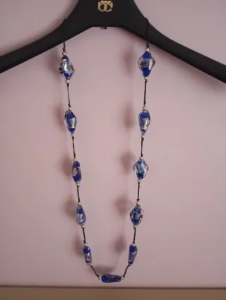Collar largo cuentas azules y plateadas
