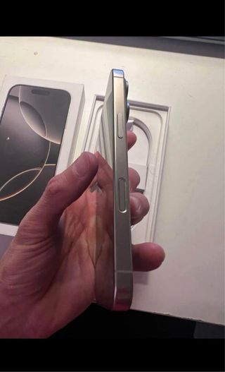iPhone 16 Pro Plata