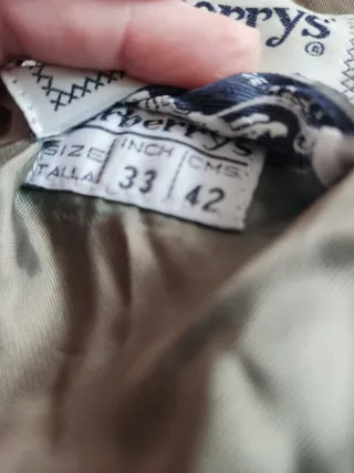 Cazadora Piel mod bomber,Burberry ,color caqui