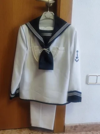 Traje Comunión Niño Azul Marino y Blanco