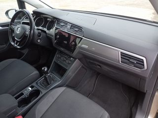 Volkswagen Touran 7 plazas Business Navi Tdi 2017