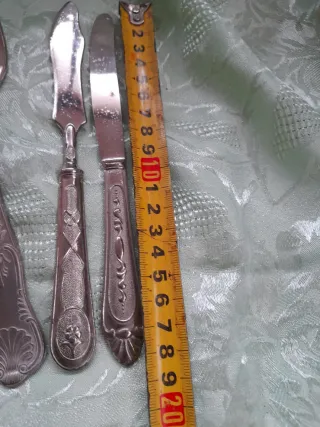 9 posate vintage in metallo argentato