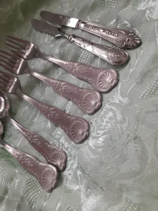 9 posate vintage in metallo argentato