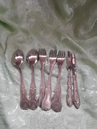 9 posate vintage in metallo argentato