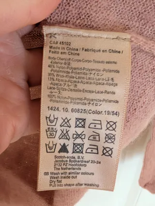 Jersey Maison Scotch rosa con encaje