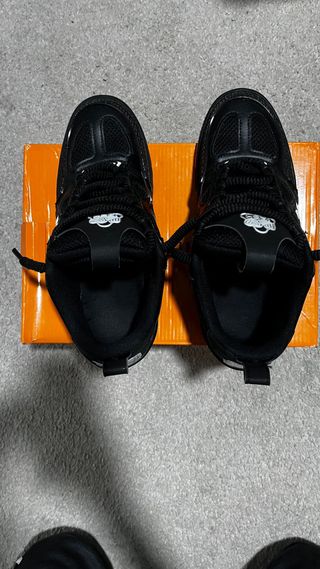 Louis Vuitton Skate nere