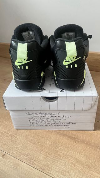 Zapatillas Jordan MVP Negras y Amarillas