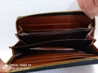 Portafoglio con logo M