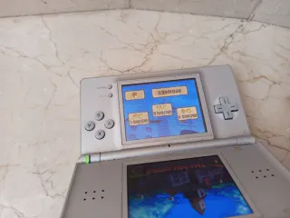 Vecchia Nintendo DS Lite Argento. Funzionante! + Custodia.