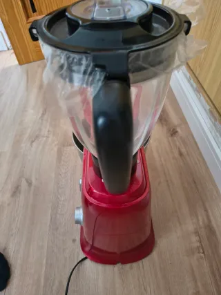 Amasadora Silvercrest Roja