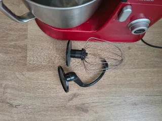 Amasadora Silvercrest Roja