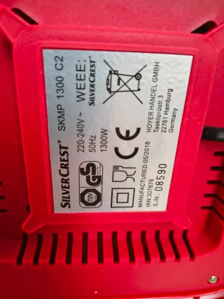 Amasadora Silvercrest Roja