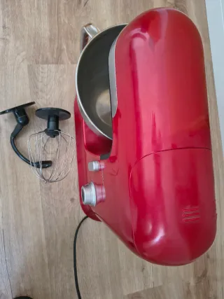 Amasadora Silvercrest Roja