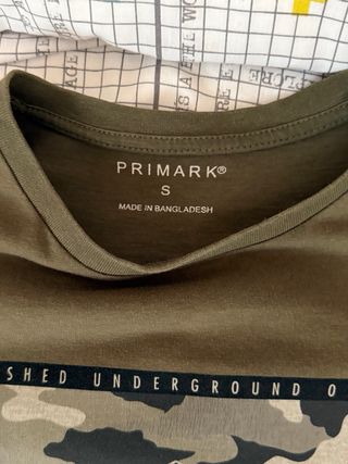 Camiseta verde militar Primark
