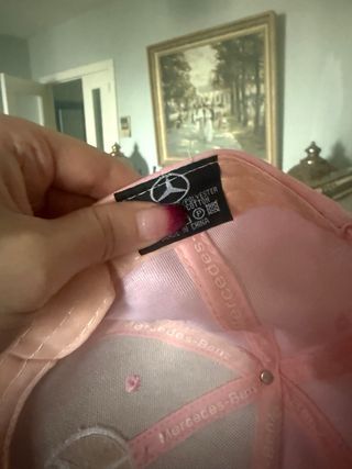 Gorra Mercedes Benz F1 Edición Limitada Rosa