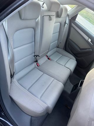 Audi A4 2009 2.0TDI 143cv