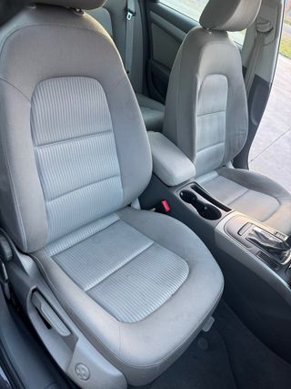 Audi A4 2009 2.0TDI 143cv