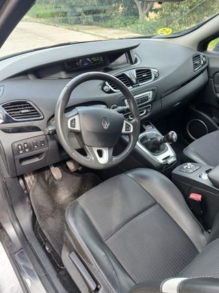 Renault Scenic 2012