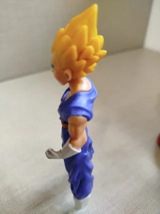 Spiderman y Vegeta Figuras Articuladas
