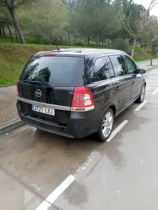 Opel Zafira 2009