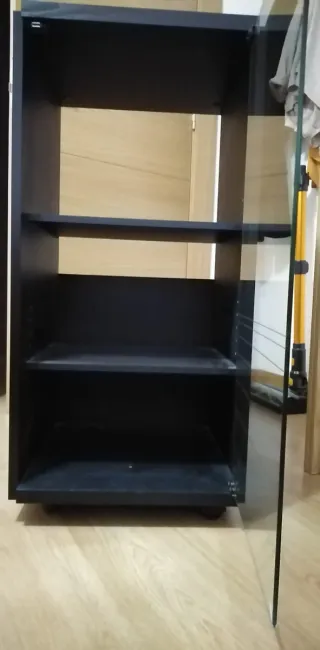 Mueble equipo música negro y cristal