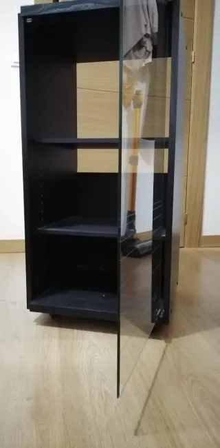 Mueble equipo música negro y cristal