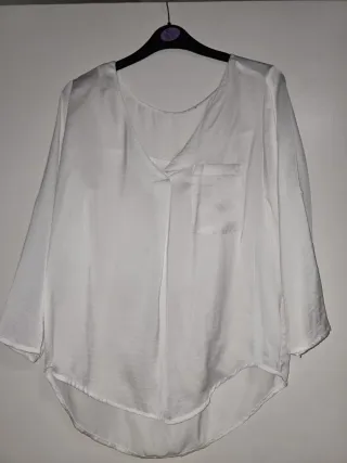 Blusa blanca talla M