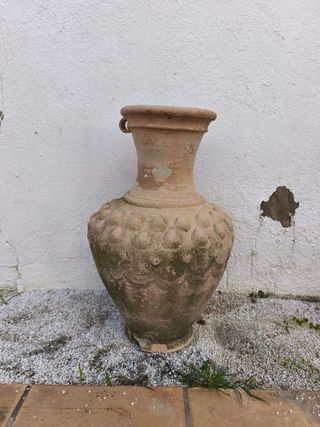 Macetero terracota conchas