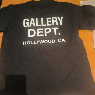 Camiseta Gallery Dept. Negra