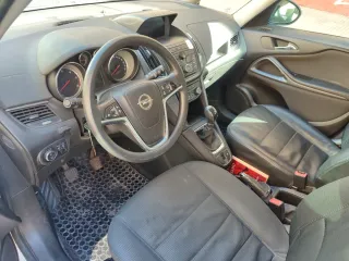 Opel Zafira Tourer 2015 AVERIADO