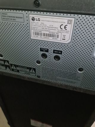 Altavoz LG XBOOM RN5 Negro/Rojo